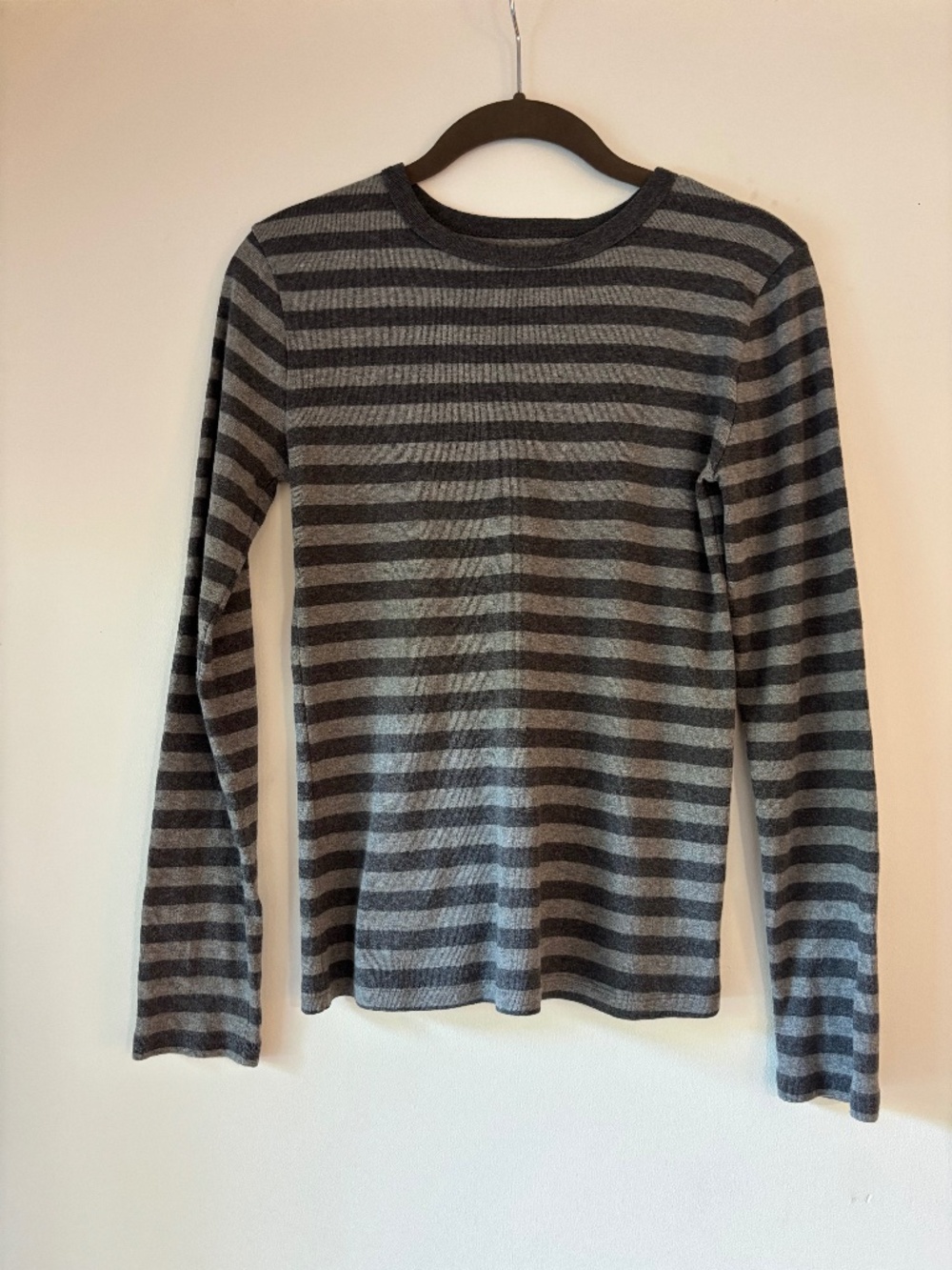 Joe Fresh Gray & Charcoal Striped Long Sleeve Basic Tee XS Soft Stretch